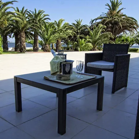 Riabela Otel 3*