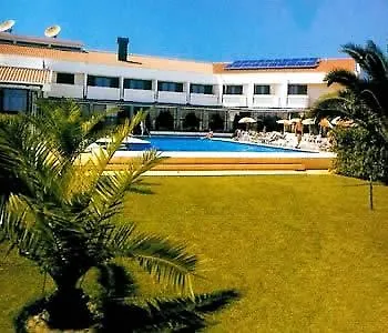 Riabela فندق توهيريه